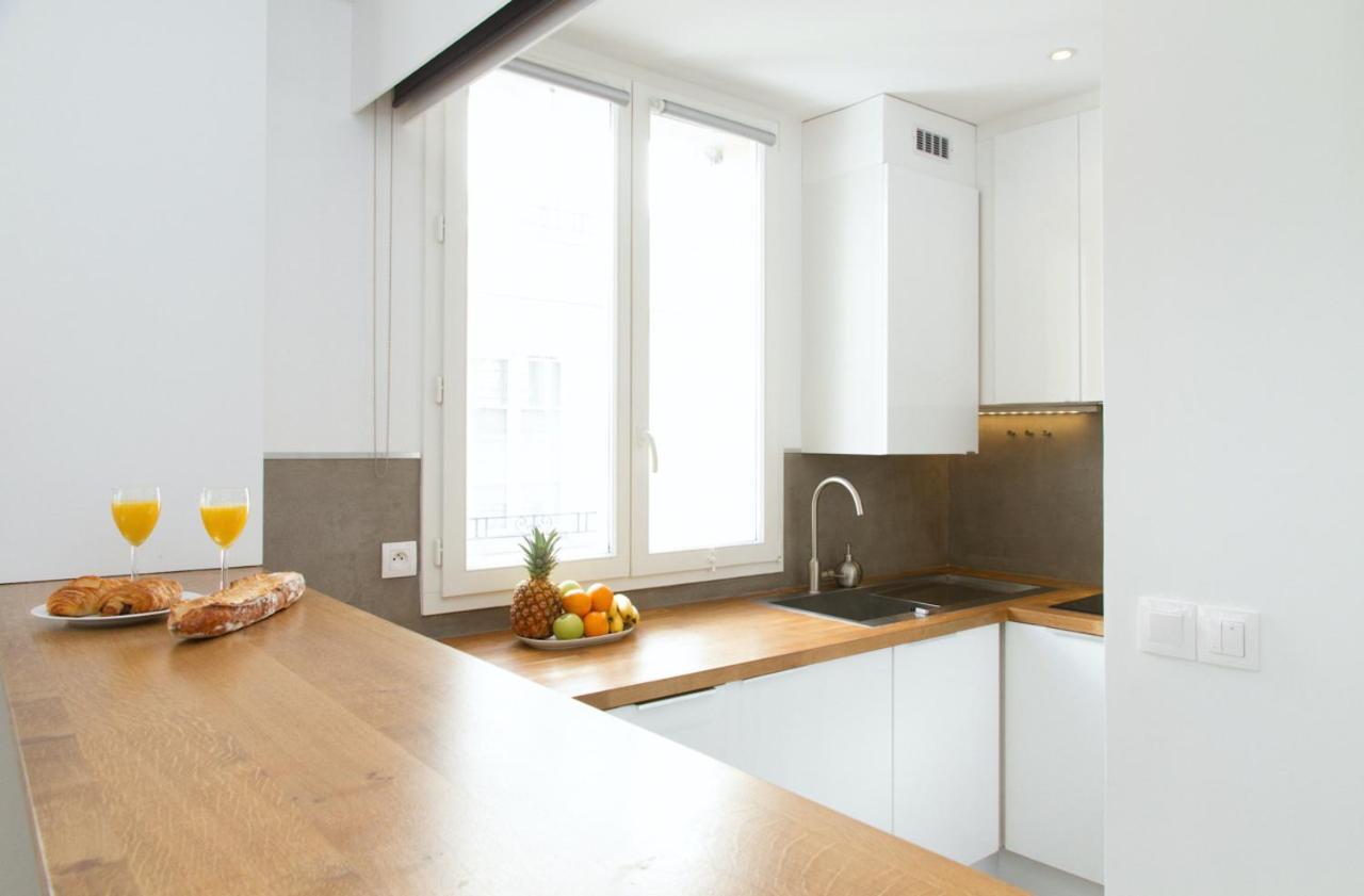 Appartamento Rue Saint Honore - Louvre Parigi